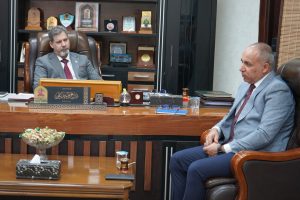 Read more about the article رئيس الجامعة يستقبل وفد الجمعية العراقية لتقنية المعلومات والاتصالات