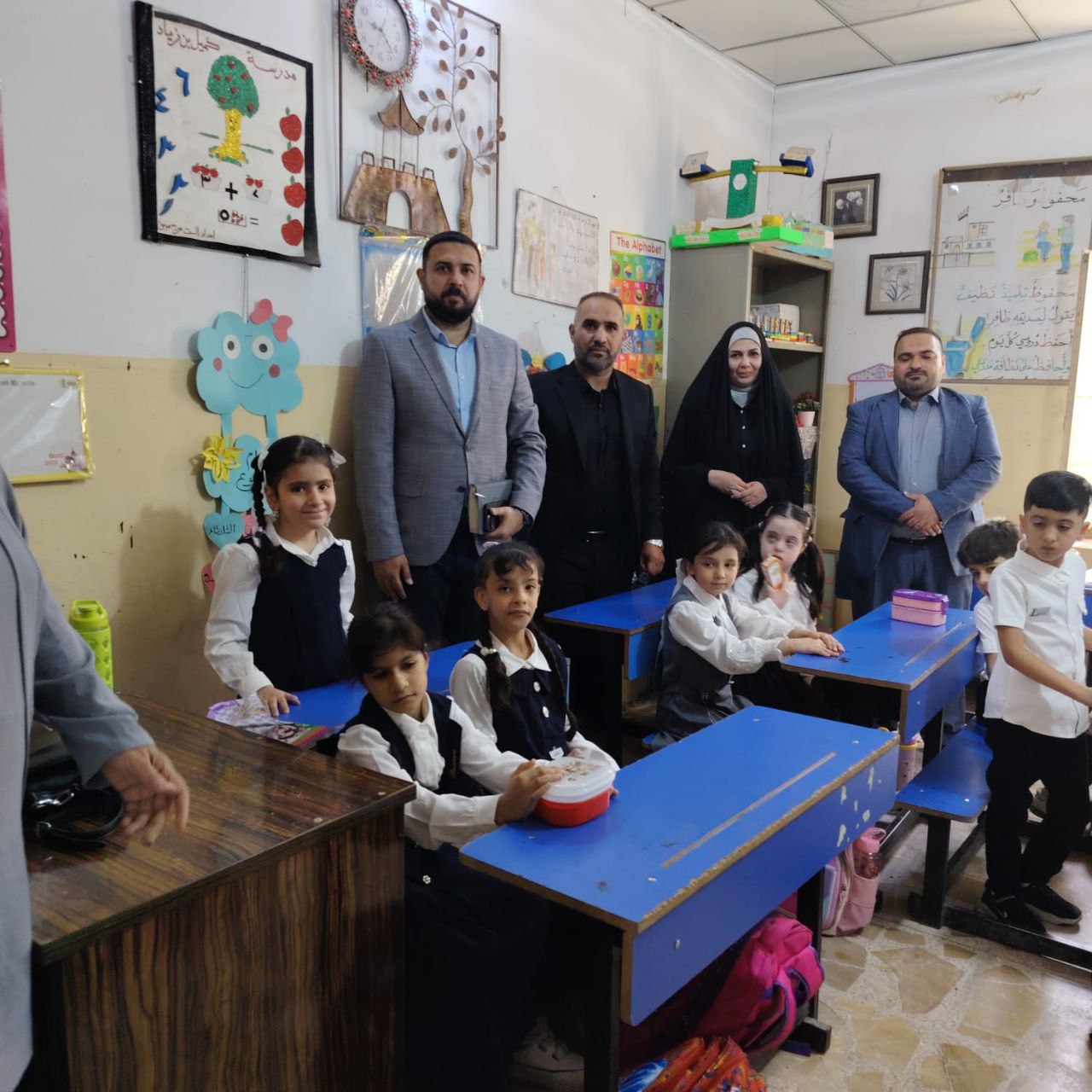 Read more about the article كلية الإدارة والاقتصاد بجامعة كربلاء تنفذ مبادرة تطوعية بعنوان “مدرستي”