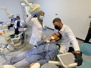 Read more about the article جامعة كربلاء تواصل تقديم خدماتها العلاجية في عياداتها الطبية بصورة مجانية