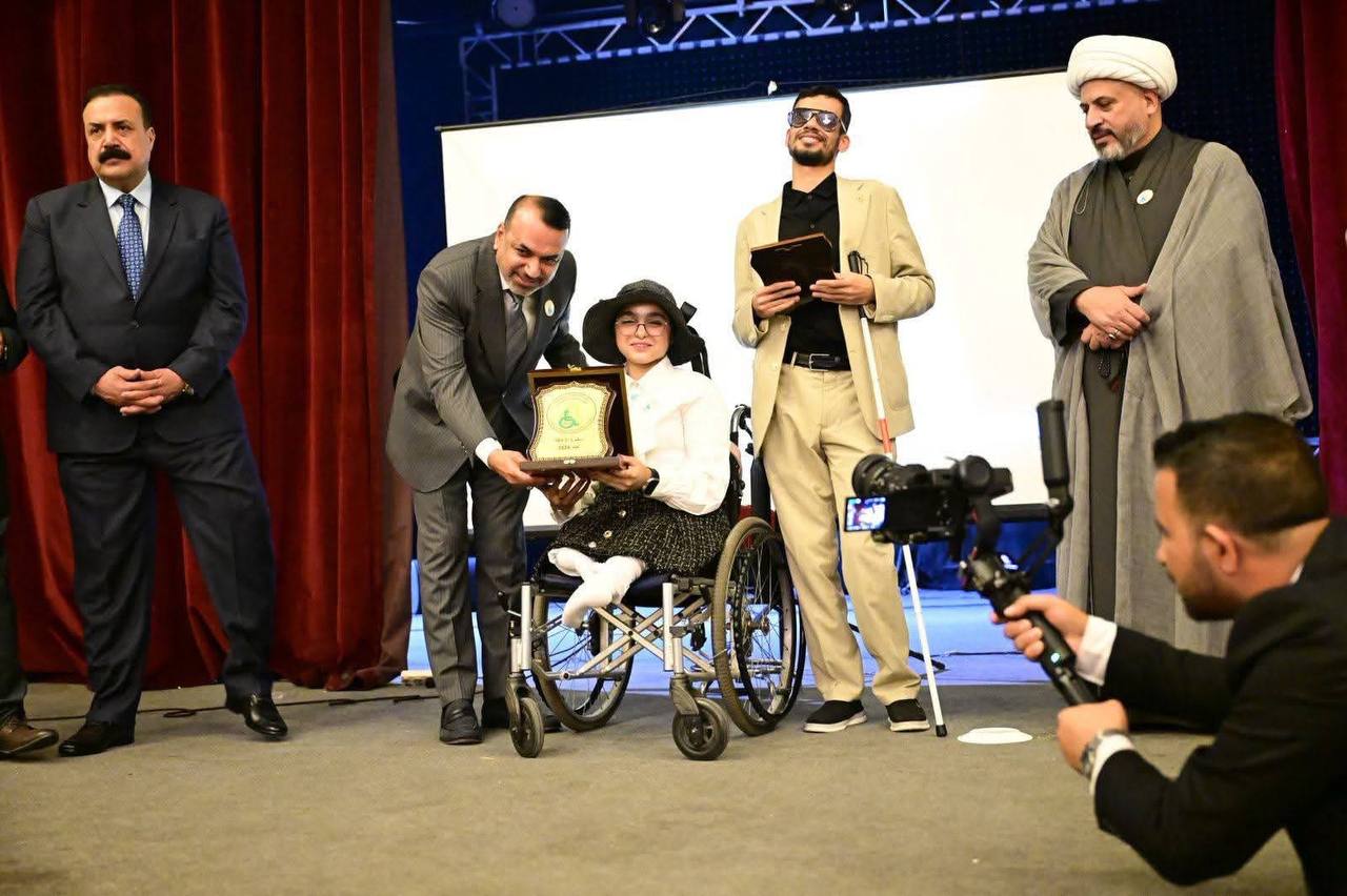 Read more about the article اختيار طالب من جامعة كربلاء سفيرا للإعاقة لعام 2026