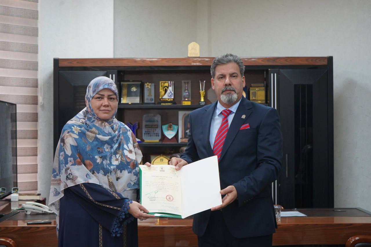 Read more about the article رئيس الجامعة يكرم تدريسية في كلية الهندسة تقديرا لنشرها بحثا عالميا في مجال الطاقة والذكاء الاصطناعي
